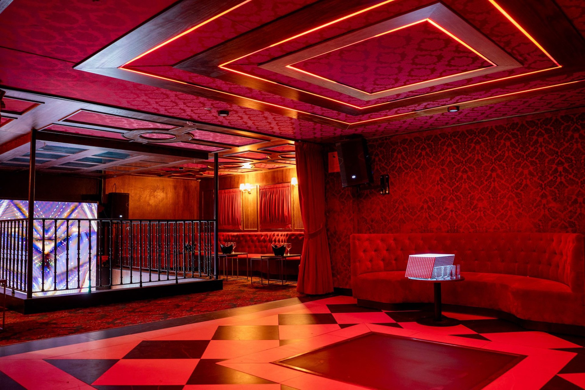 Interior de Cristo Social Club en Calle Juan Bravo 35, Madrid