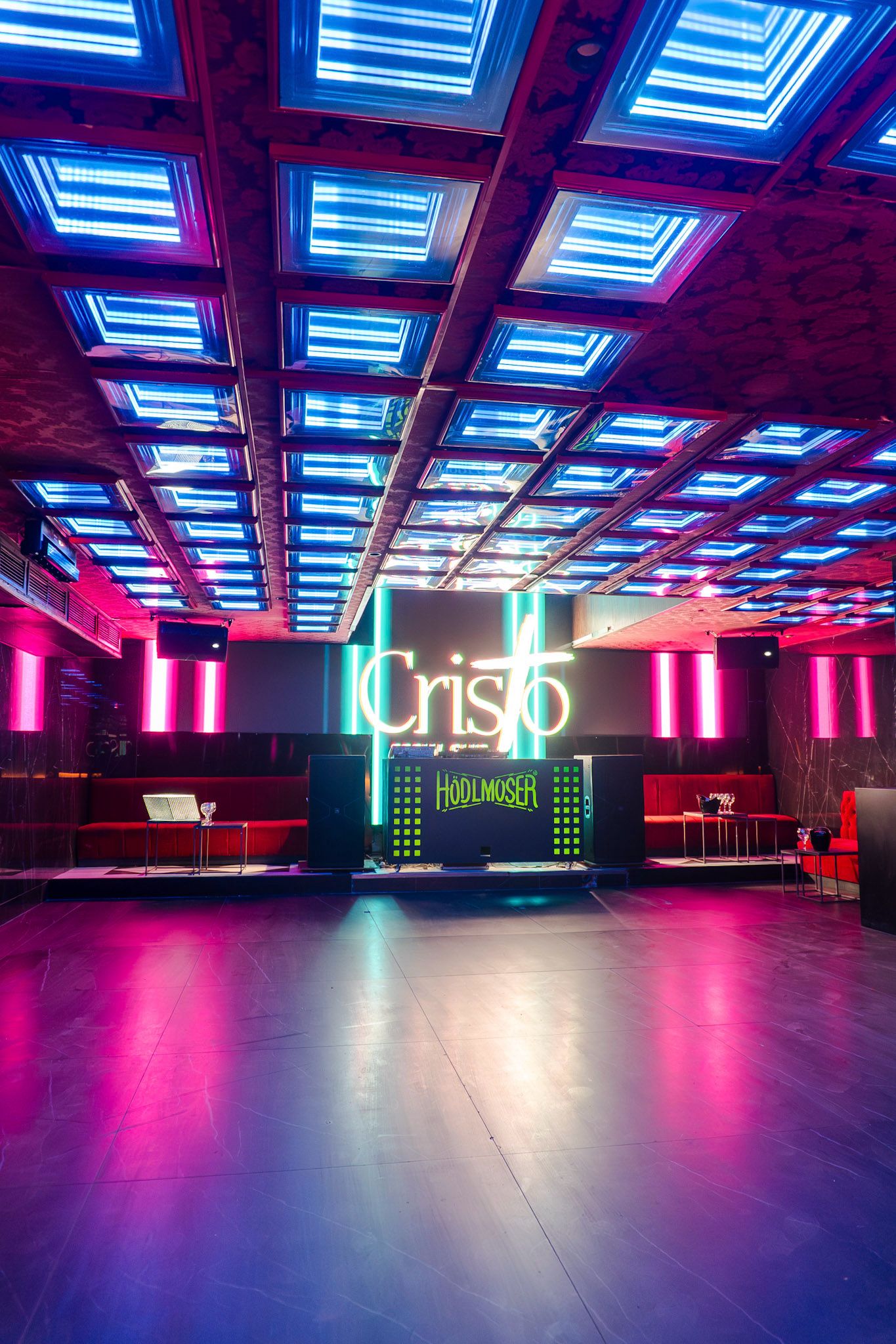 Interior de Cristo Social Club en Calle Juan Bravo 35, Madrid